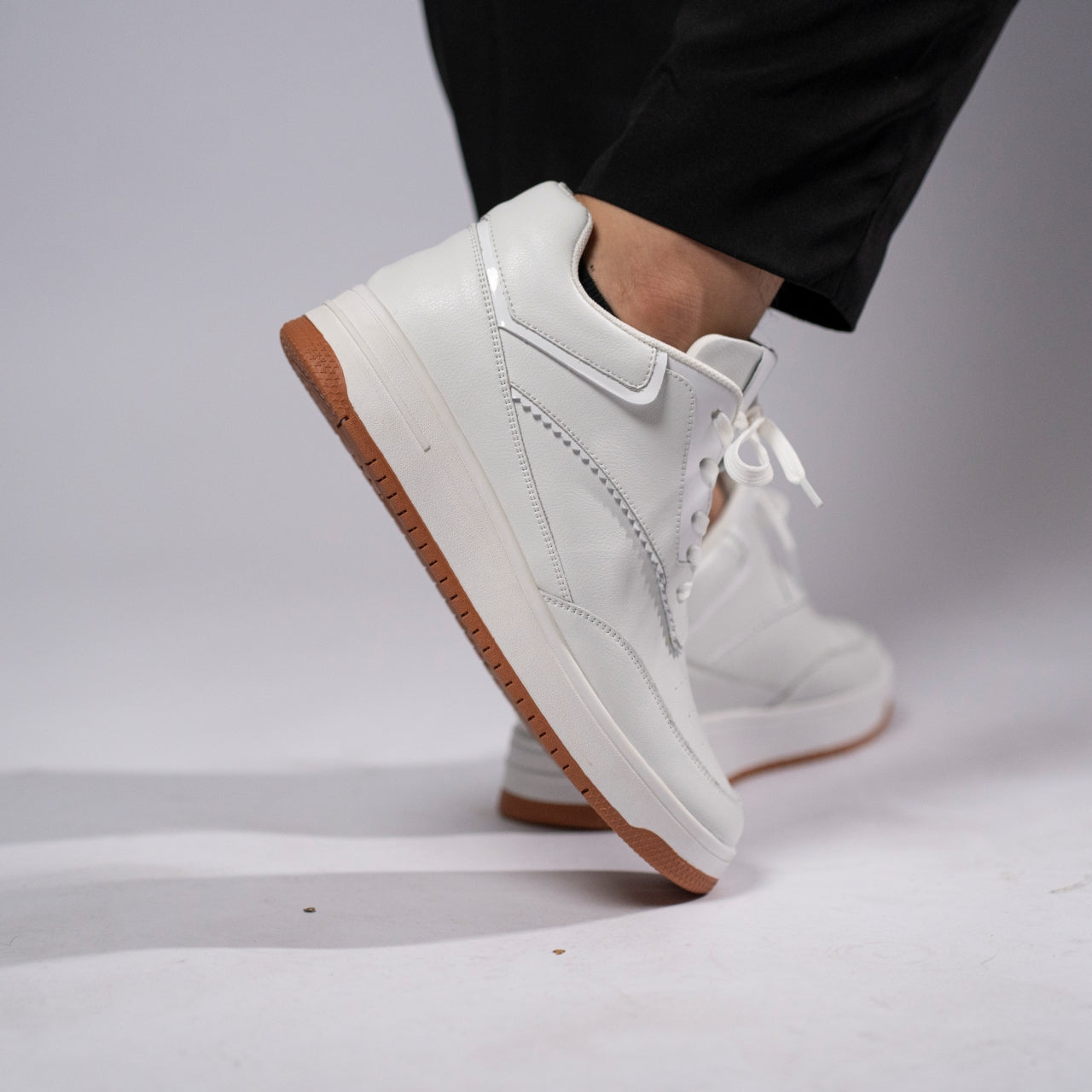 Tênis Casual Celeste - Aumenta Altura 10cm - Couro - Branco - Masculino